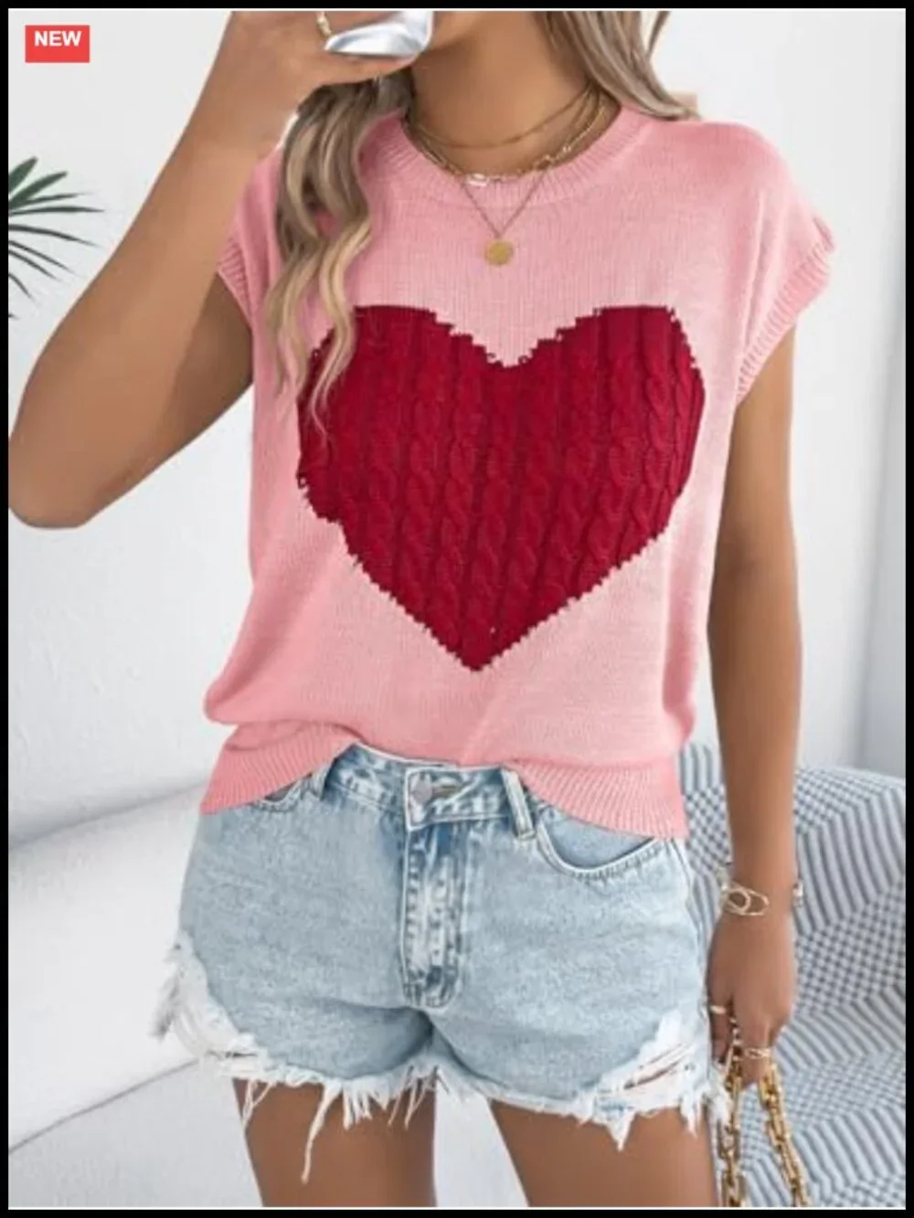 Women's Cap Sleeve Sweater Vest Heart Printed Cable Knit Crew Neck Lightweight